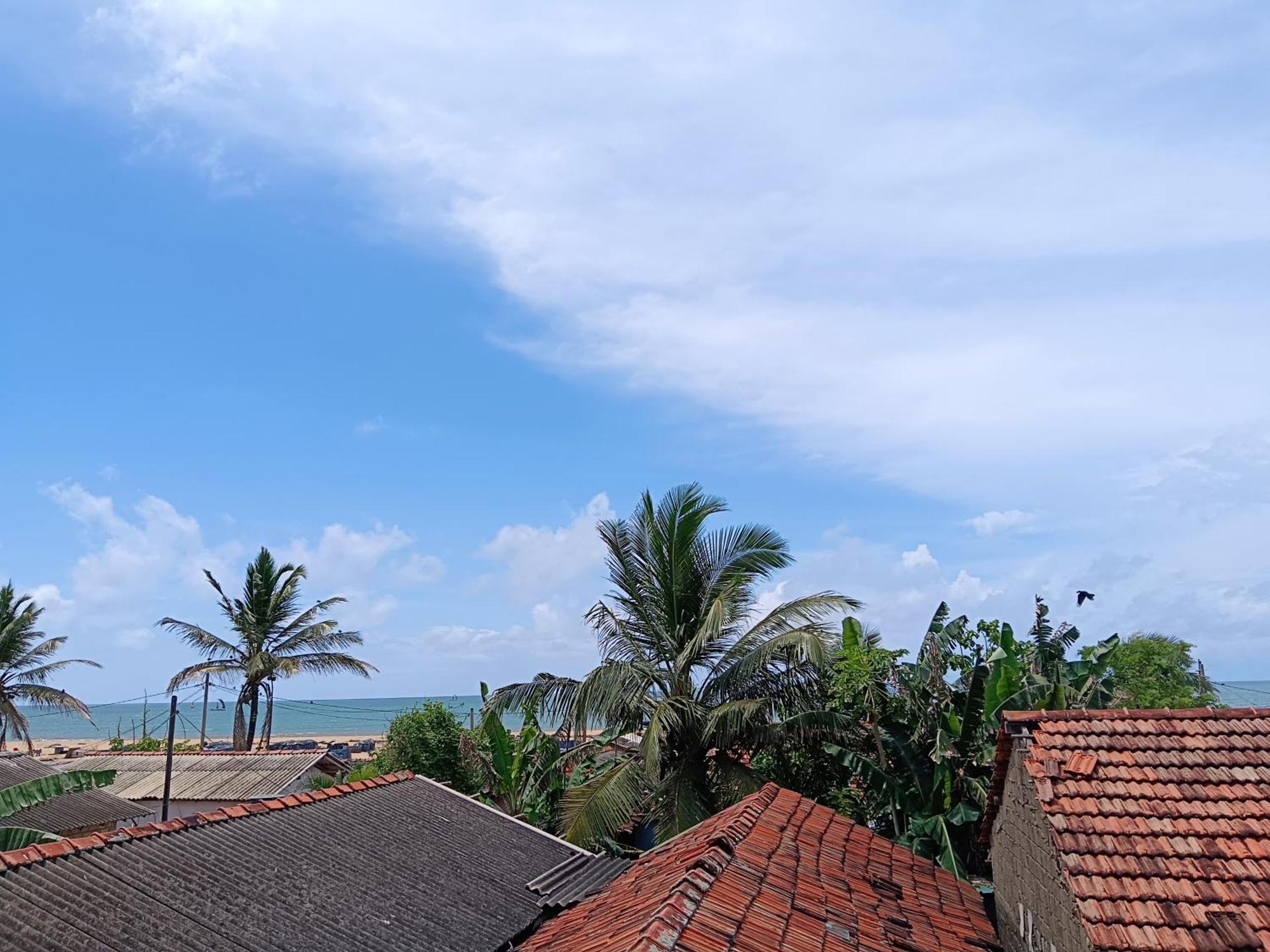 La Cozy Hotel & Restaurant Negombo Daluwekotuwa Dış mekan fotoğraf