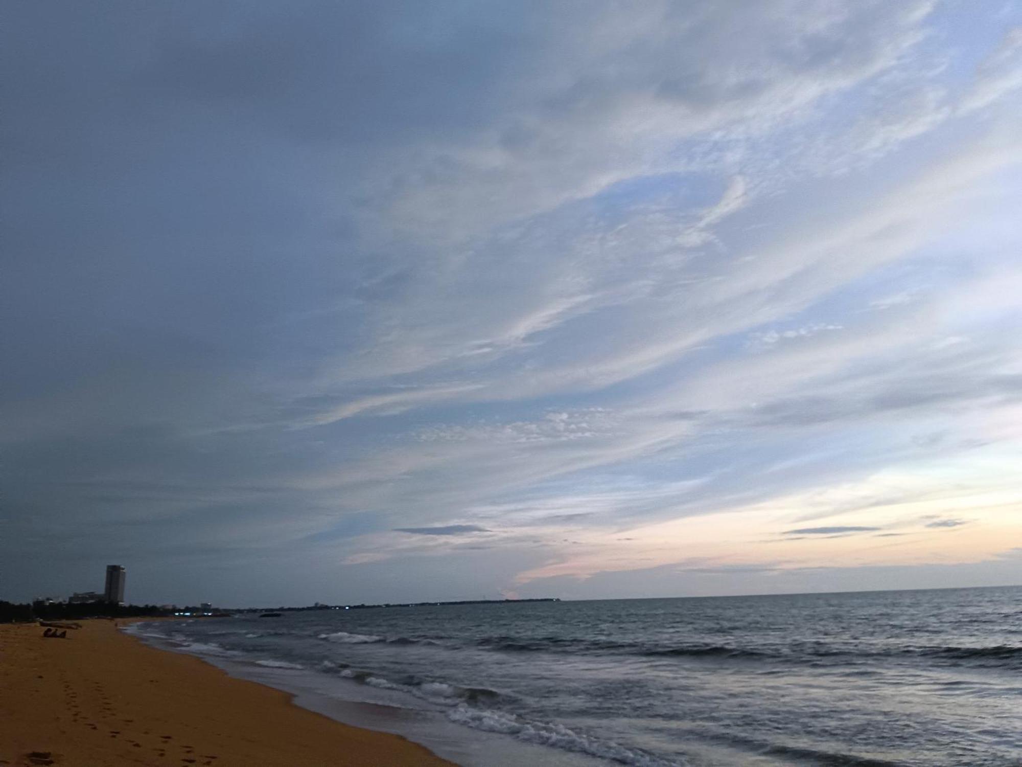 La Cozy Hotel & Restaurant Negombo Daluwekotuwa Dış mekan fotoğraf